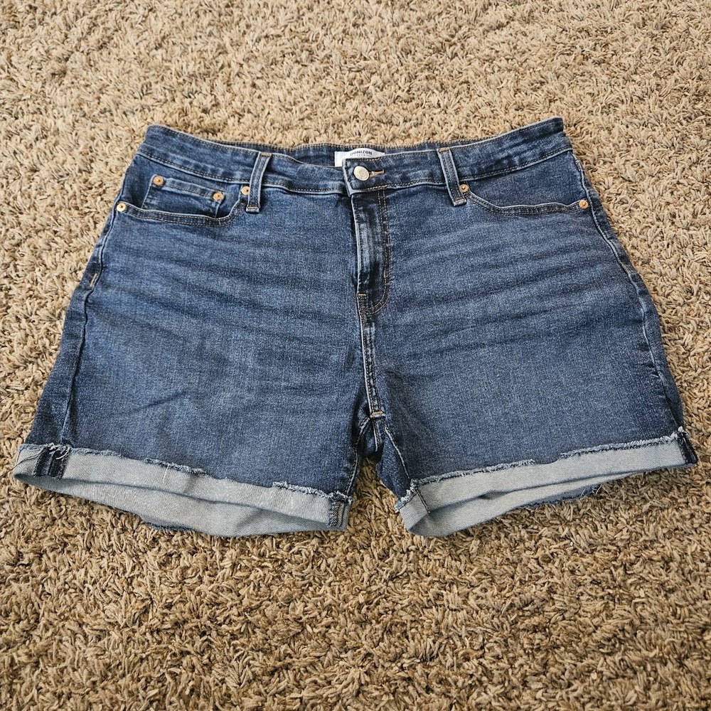 Denizen from Levis Women's Mid Rise Denim Shorts Blue Cuffed Size 16 W33